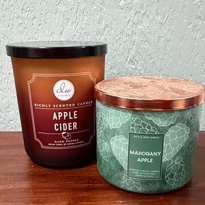 DW Home Apple Cider and Mahogany Apple Candle Duo